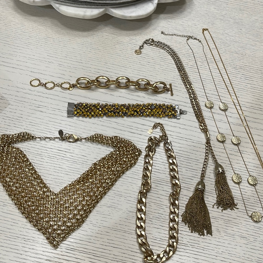 Lot Of 7 Gold Silver Toned Cosmetic Jewelry Variety Gem